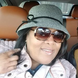 Meet your Posher, Anita